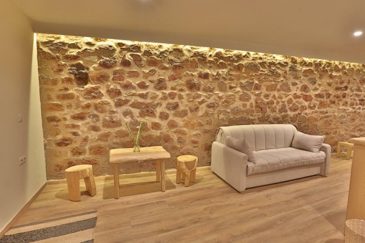 Ederlezi Boutique Hotel Athena Bagian luar foto