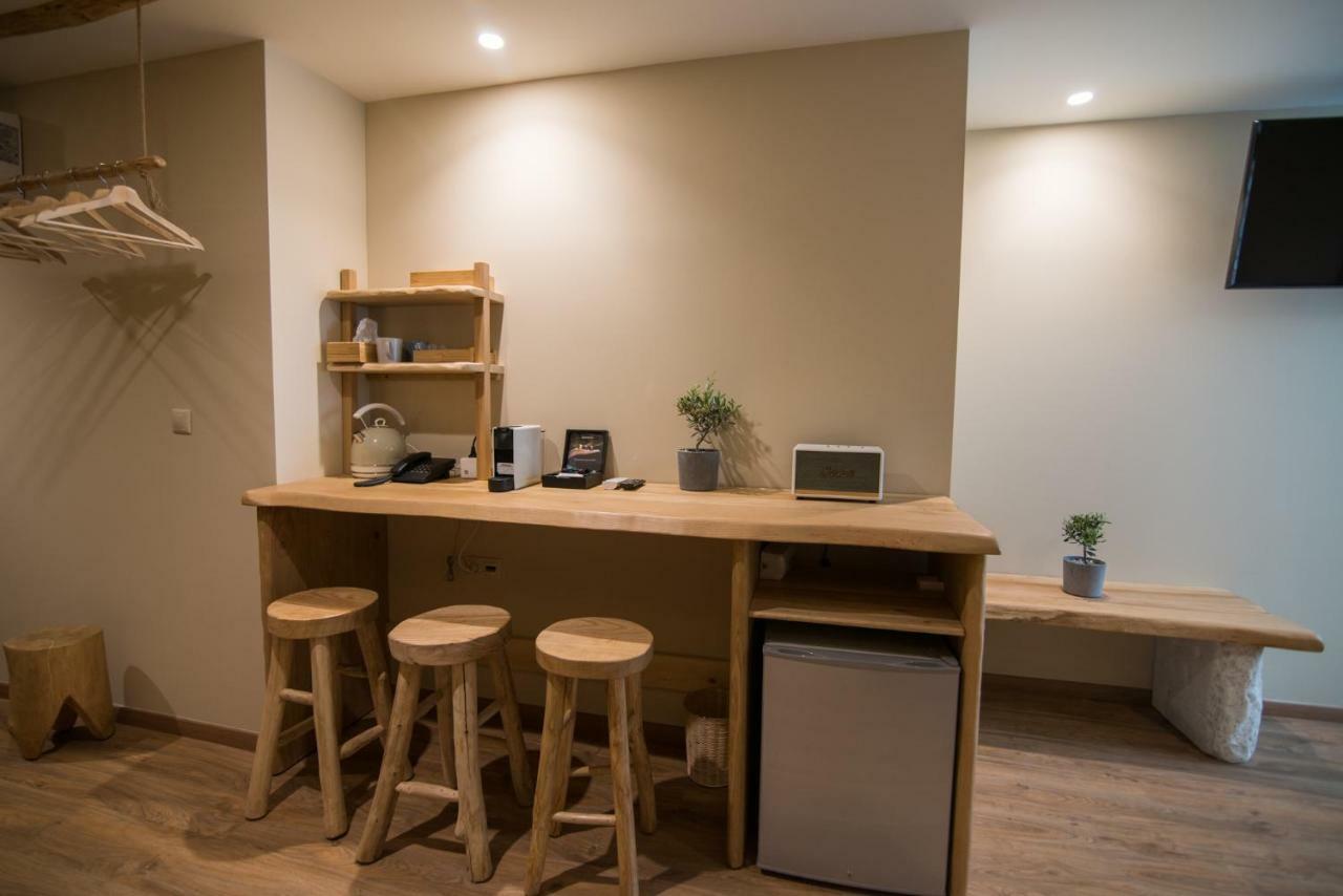 Ederlezi Boutique Hotel Athena Bagian luar foto